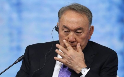 Өтті дәурен осылай: Назарбаевтың статусы туралы бап алынып тасталды