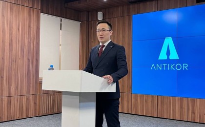 «68 млн теңге парамен ұсталған»: қаржы министрлігінің шенеуніктері істі болды