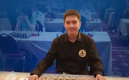 Қазақстандық шахматшы 18 жасқа дейінгі жастар арасында әлем чемпионы атанды