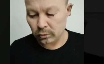 Павлодарда сотталған ер адам аузын, көзі мен құлағын тігіп, аштық жариялады