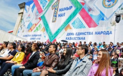 Тоқаев қазақстандықтарды Бірлік күнімен құттықтады