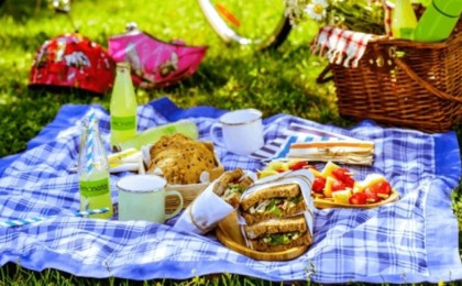 Алматы облысындағы алқапта тамақ әзірлеген отбасы жансақтау бөлімінен бір-ақ шықты