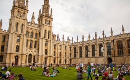 Үздік бестігіне 3 АҚШ университеті және 2 Ұлыбритания университеті кірді