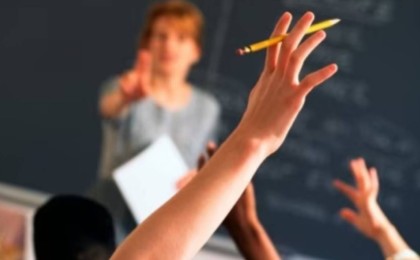 Мұғалім тапшы төрт өңірге жұмыс істеуге барған педагогтерге 790 мың теңге жалақы төленеді