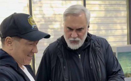 «Қырым кімдікі?» деп сұраңыз...»: Сәкен Майғазиев пен Меладзенің кездесуі елді елең еткізді (ВИДЕО)