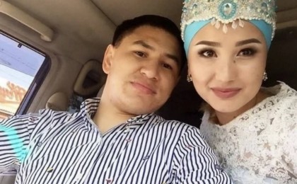 Жанқош Тұраровтың әйелі Әнару Құрманәлінің беймезгіл уақыттағы оғаш әрекеттеріне ашуланды