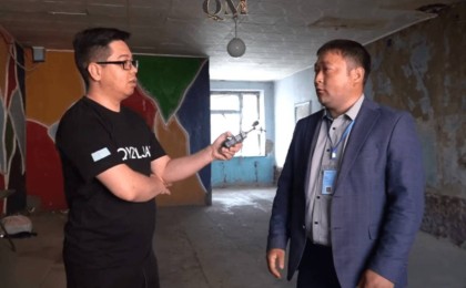 СҚО-да ауыл әкімі өзін "бомжға" теңеп, желіде талқыға түсті (видео)