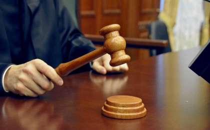 Павлодарда анасына ауыр сөз айтқан ер адам 10 тәулікке қамалды