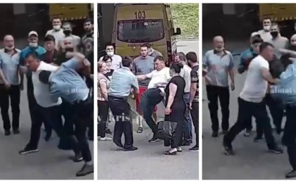 Алматы облысында ер адам полицейді тепкілеп тастады (ВИДЕО)