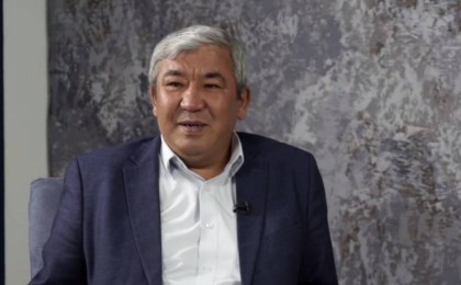 Қазақ композиторы Заманбек Нұрқаділов туралы айтылмаған шындықтың бетін ашты (видео)