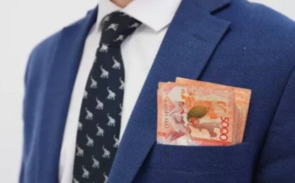 Қазақстанда жұмыссыз қалған 55 мың адамға жәрдемақы төленеді