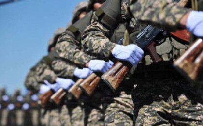 Өз-өзіне қол жұмсаған: Құрлық әскерлері институты жағдайға түсініктеме берді