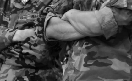 Маңғыстауда қаза тапқан сарбаздың әкесі Қорғаныс министріне жүгінді