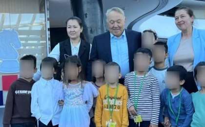 Назарбаев мұражайда экскурсияда көзге түсті