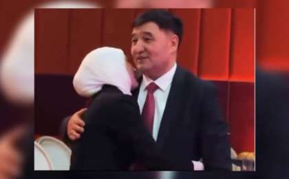 “Не деген сымбатты еді” - Төреғалидің қайын атасына жұрттың қызығушылық білдіруде