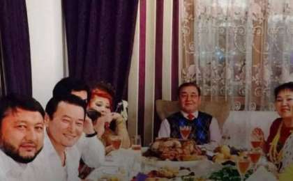 Қолынан талай шай іштік: Мұхамеджан Тазабек Мөлдір Мұқанова туралы жазды