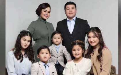 "Мен балаларыммен біргемін": Тұрсынбек Қабатов Мөлдірдің сөзін жоққа шығарды