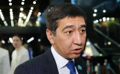 Ринат Зайытов тоқалдықты заңдастыруға қатысты ойын ашық білдірді