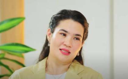 Танымал мектеп директоры күйеуін тұңғыш рет көрсетіп, елді таңғалдырды (ФОТО)