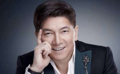 "Кенже қызым": Сәкен Майғазиев тұңғыш рет өзінің қызын көрсетті (ВИДЕО)