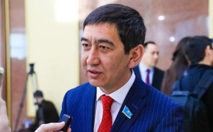 “Егер Министр мен орынбасары әскерде болса, ешқандай былық болмас еді” - Ринат Зайытов