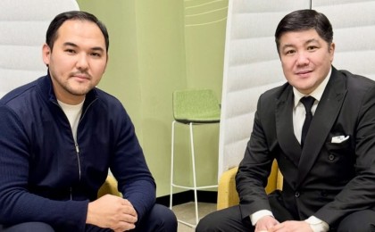 "Сыйластық – ағайынның айнасы": Тұрсынбек Қабатов жұрт алдына қайта шықты (ФОТО)