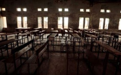 Қаруланған топ мектептен 25 оқушы қызды ұрлап кетті