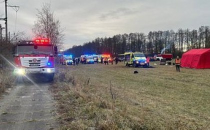 Екі пойыз соқтығысып, 42 адам жарақаттанды