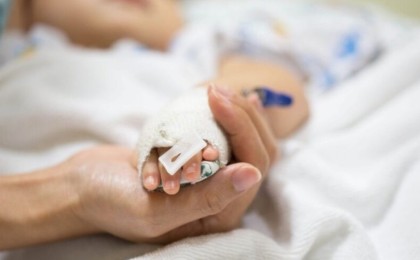 Әйел 7 айлық сәбиін қайнаған сорпаға түсіріп алды