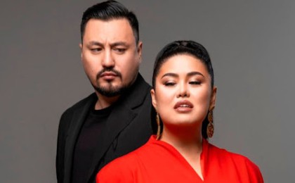 "Олжеке әдемі, бағалы сырға үшін рахмет": Дариға Бадықова қымбат сыйлығын көрсетіп мақтанды (ФОТО)