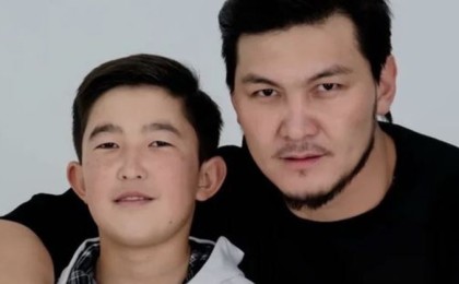 "Ортамызға от салғандар көп болды": Қойшы бала Жігер Ауыпбаев жайлы бар шындықты айтты (ВИДЕО)