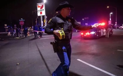 "Балалар балмұздақ дүкенінде туған күн тойлап жатқан": Калифорнияда атыс болып 4 адам қаза тапты