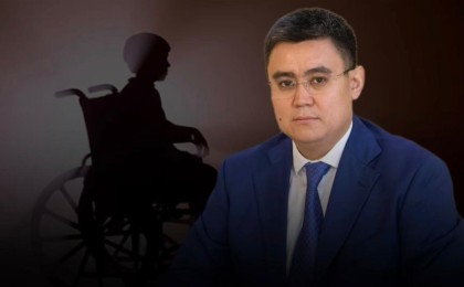 "Инвалидтерді Құдай жазалаған..." – Қанат Есболатов халықтан кешірім сұрады