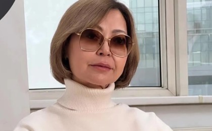 Orda.kz редакторы Гүлнар Бажкенованың жеке пәтерінде тінту жүргізіліп жатыр