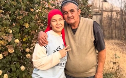 Әйелі өзінен 30 жас кіші: Қазақстандық жұп көптің қызу талқысына түсті