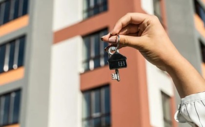 «Тұрғын үй бағасы 30 пайызға дейін қымбаттайды»: министр құрылыс компаниялары дүрбелең туғызып отырғанын айтты