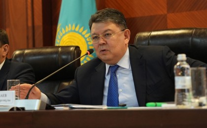 Қызылорда облысында фермерлермен өткен кездесуде Қанат Бозымбаев келесі жылдың вегетациялық кезеңінің тәуекелдерін талқылады