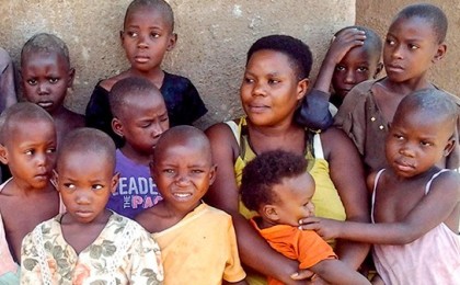 36 жастағы келіншек 23 жылдың ішінде 44 бала босанып тастады