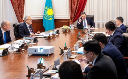 Бектенов Экономикалық саясат жөніндегі кеңес өткізді