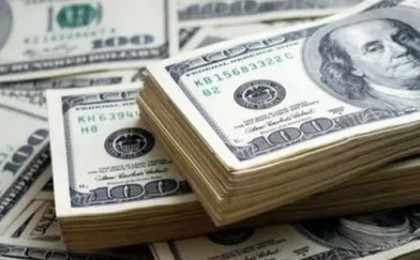 "Жасырын операциялар үшін қолайлы орта": Депутат Қазақстанда шетелден миллиондаған доллар алатын “сұр аймақ” барын айтты