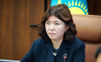 Оқу-ағарту министрі химия, биология және физиканы бір пәнге біріктіруге қатысты шешімін жариялады