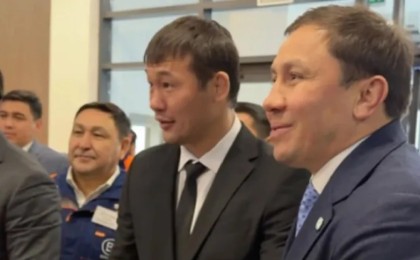 Геннадий Головкин мен Шавкат Рахмонов Көкшетауда көпшілікпен жүздесті