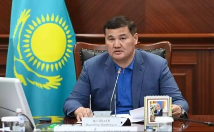 Нұрлыбек Нәлібаев Назарбаевты үлгі тұта ма: әкім сұраққа жауап бермеді