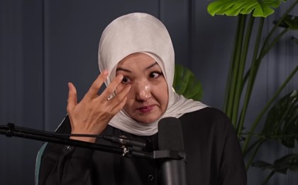 "Балам шетінеп кетті, күйеуім қуып шықты": Индира Расылхан бірінші некесі туралы ашық айтты (ВИДЕО)