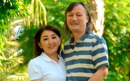 "Ұлықпанның атына кір келтіріп отыр": Танымал әншінің әйелі шұғыл мәлімдеме жасады (ФОТО)