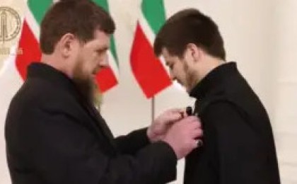 Қадыровтың ұлы тағы да медальмен марапатталды