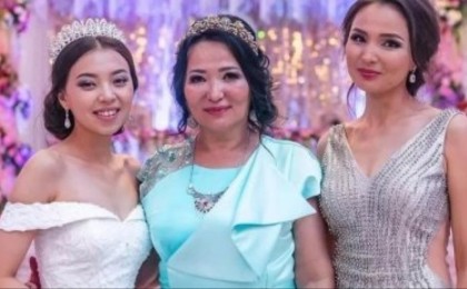 "Адал келінім... Дүниеге бала алып келді": Гүлзира Айдарбекова елге сүйінші жаңалығын жеткізді (ВИДЕО)