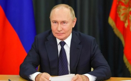 Макрон Путинмен келіссөзді алдағы апталарда өткізбек