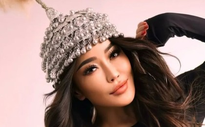 Әнші Маржан Арапбаеваны күйеуі ұрып, шашынан сүйреген