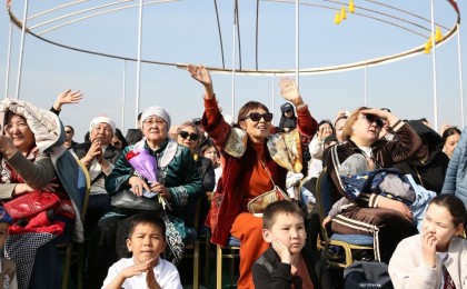 Ең үлкен шаңырақ: Алматыда Наурыз күндері әлемдік рекорд орнатылды